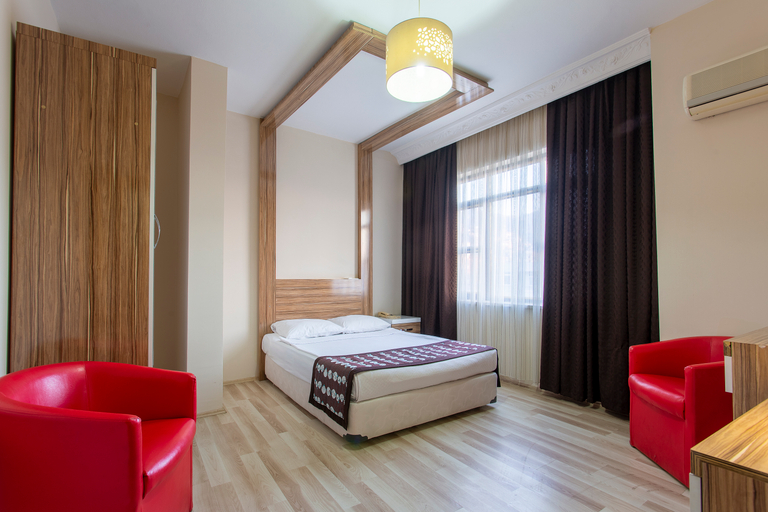 Bedroom 3, Aslan Corner Hotel, Alanya