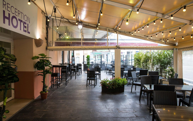 Public Area, Hotel TerraNostra, Ariège