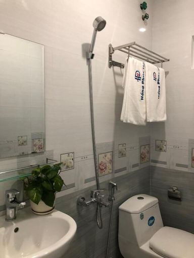 Bathroom 4, Hotel Hong Phuc, Qui Nhơn
