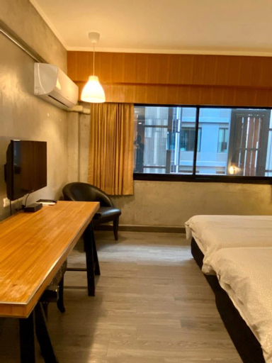 Bedroom 28