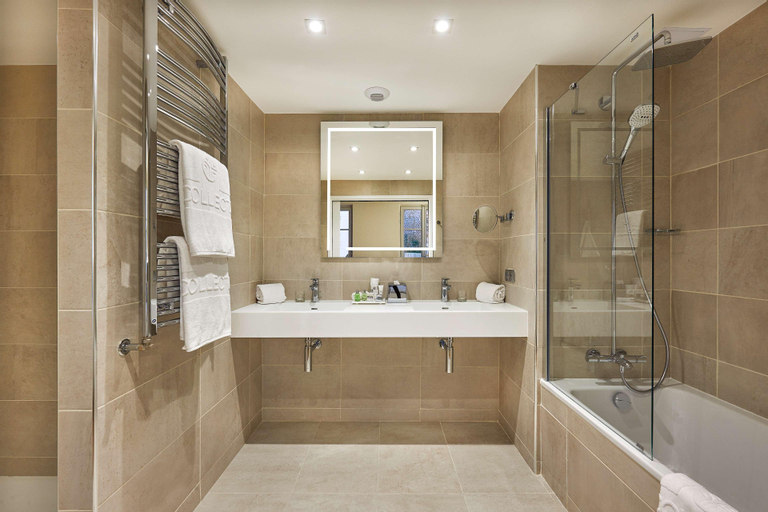 Bathroom 5