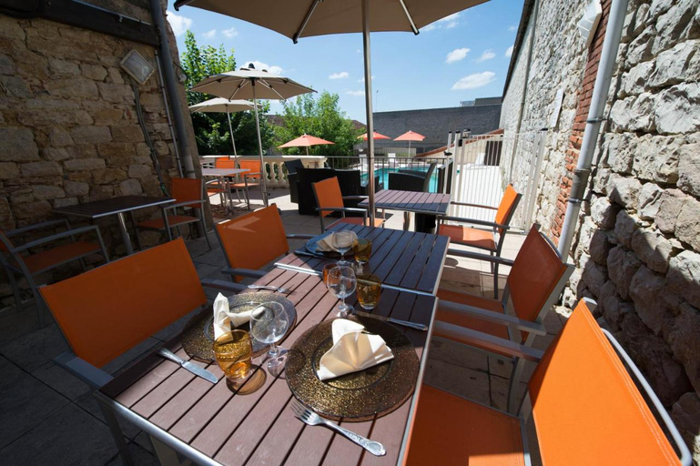 Others 5, Hotel Vuillot, Saône-et-Loire