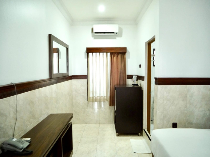 Bedroom 5, Abah Hotel, Purwakarta