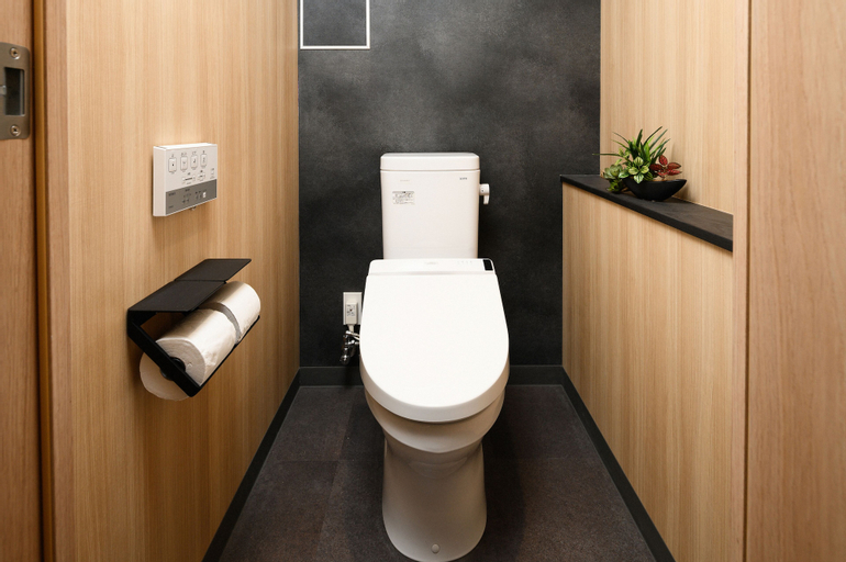 Bathroom 20
