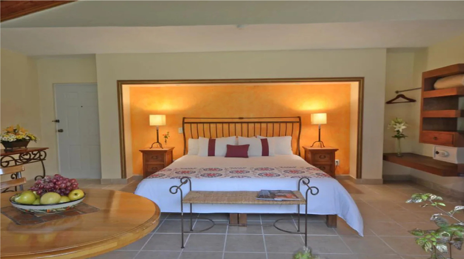 Bedroom, Misión San Miguel de Allende, Allende
