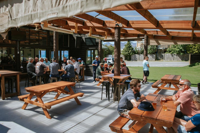 Public Area 4, Lake Hawea Hotel, Queenstown-Lakes