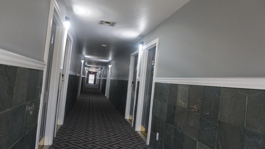 Public Area 3, La Villita Inn, Bexar