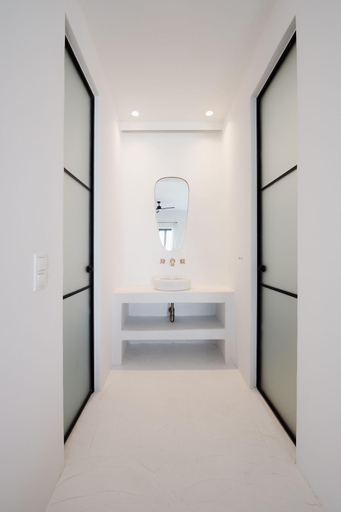 Public Area 4, Koukoumi Vegan Boutique Hotel, South Aegean