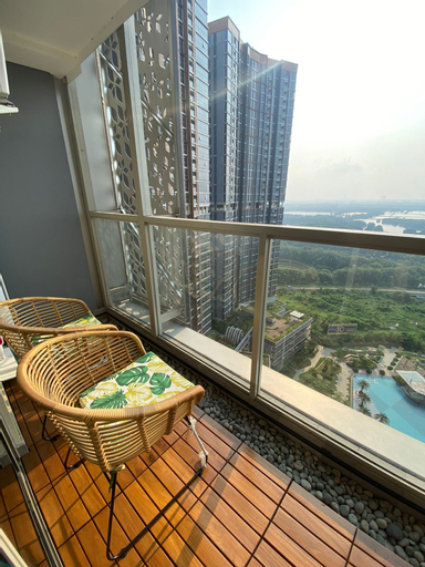 Gold Coast Luxury Aparthotel Sea View by D’luxx, North Jakarta