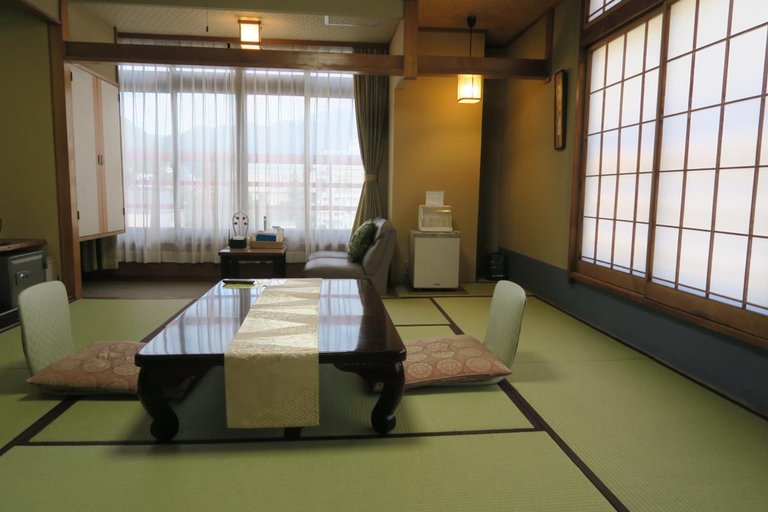 Bedroom 3, Kinugawa Kokusai Hotel, Nikkō
