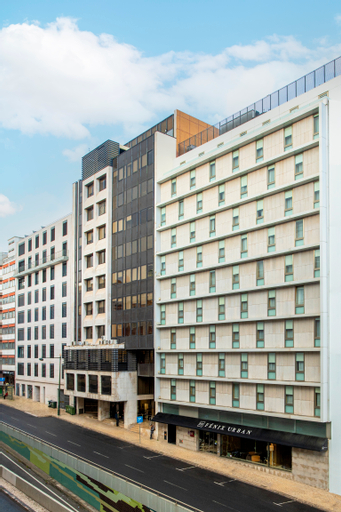 Exterior & Views 27