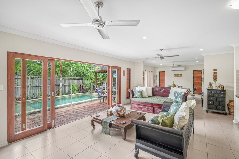 Public Area, Belle Escapes Villa Kintamani, Cairns