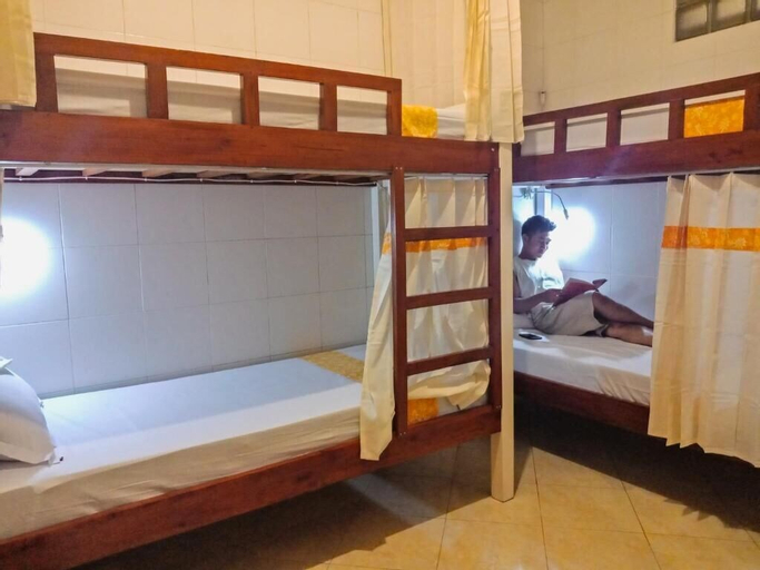 Bedroom 24