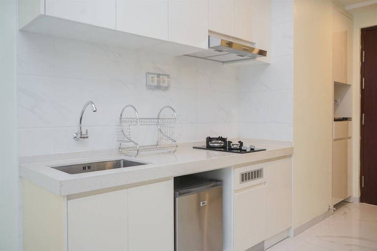 Others 2, Cozy Stay and Simply Studio at Sky House BSD Apartment By Travelio, Tangerang Selatan