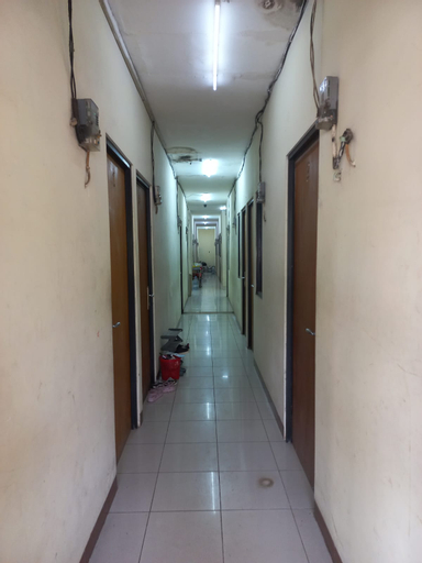 Public Area 5, EXPRESS O 91381 Penginapan Pasar Baru Selatan, Central Jakarta