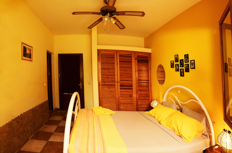 Bedroom 3, Solar Windelo