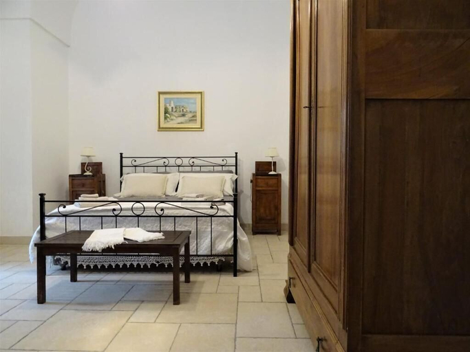 Public Area, Masseria Scianne, Lecce