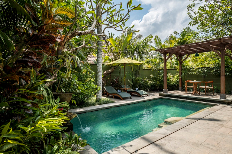 Swimming Pool 21