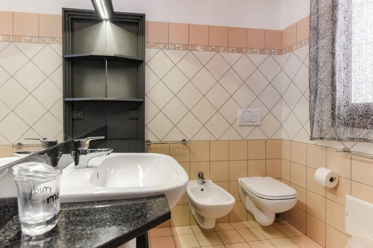 Bathroom 5, B&B Alghero Republic, Sassari