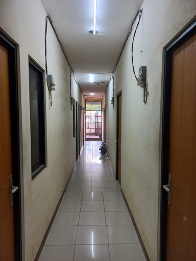 Public Area 3, EXPRESS O 91381 Penginapan Pasar Baru Selatan, Central Jakarta