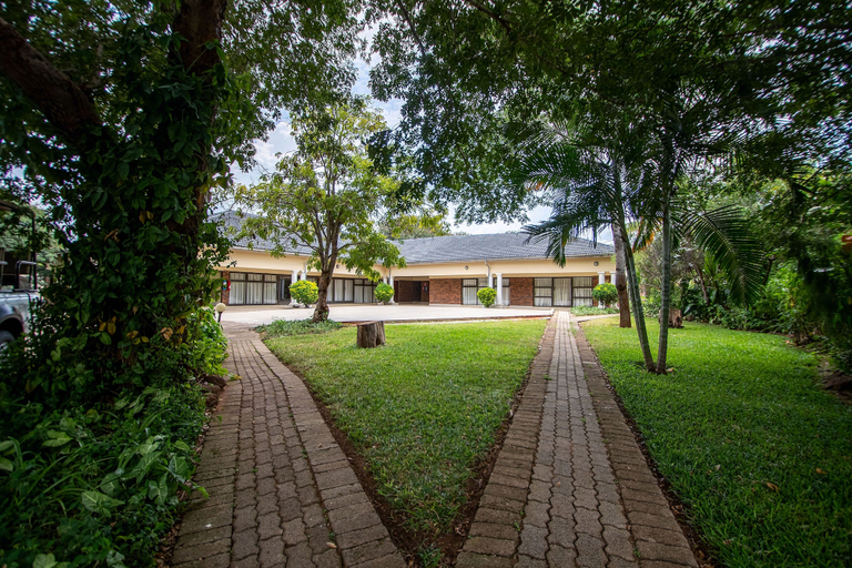 Exterior & Views 2, The Victoria Falls Deluxe Suites, Hwange
