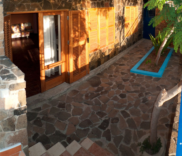 Exterior & Views, Solar Windelo