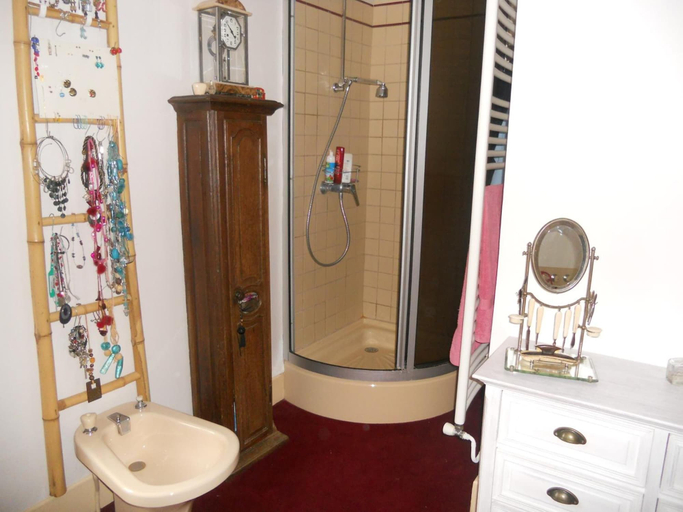 Bathroom 5, Ferme De Guersignies B&B, Nord