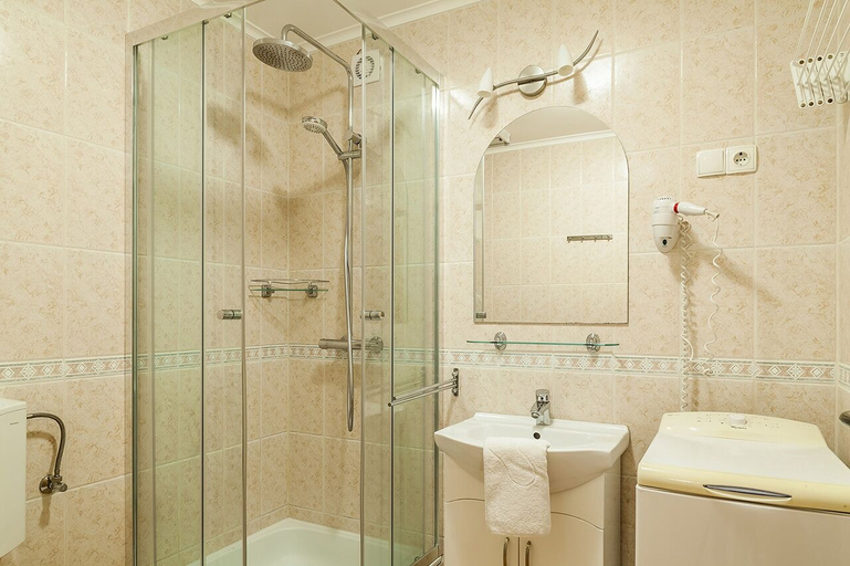 Bathroom 4, Levendula Apartman, Balatonfüred