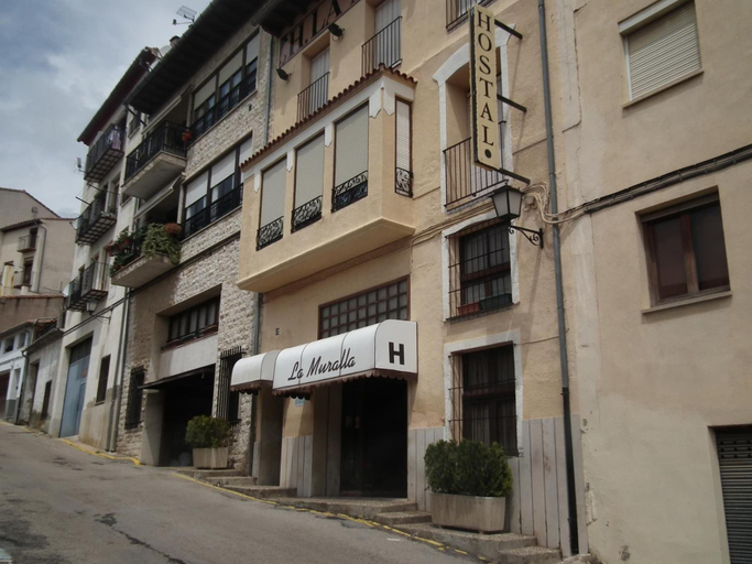 Exterior & Views 2, Hostal La Muralla, Castellón
