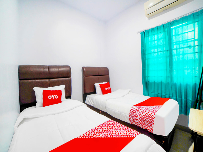 Bedroom 2, SUPER OYO 91283 Sg Premium Guest House, Medan