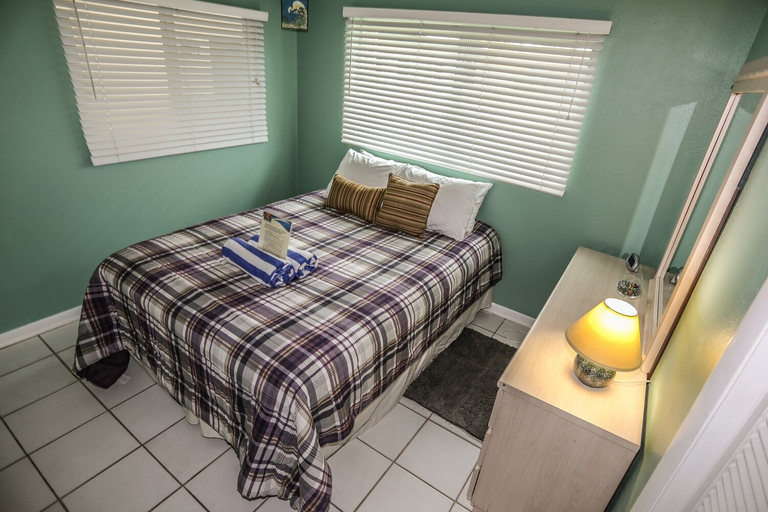 Bedroom 3, 238 Flamingo, Lee