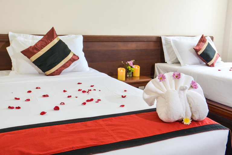 Bedroom 4, Hotel Queen Jamadevi, Mawlamyine