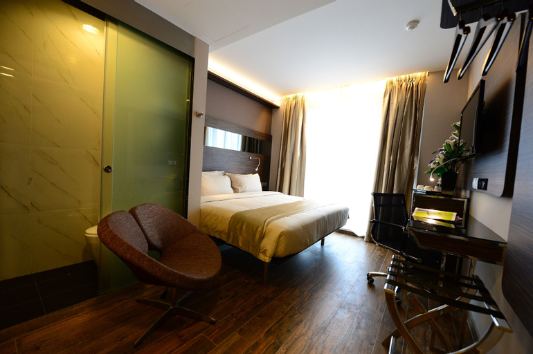 Bedroom 18