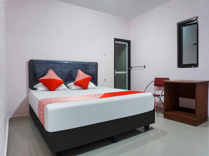 Bedroom 1, OYO 90965 Homestay Madu Makassar, Makassar