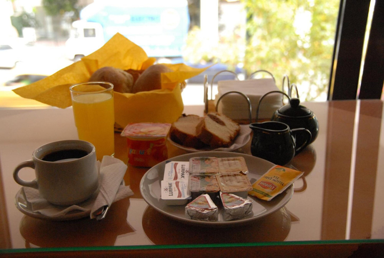 Food & Drinks 5, Vienna, Attica