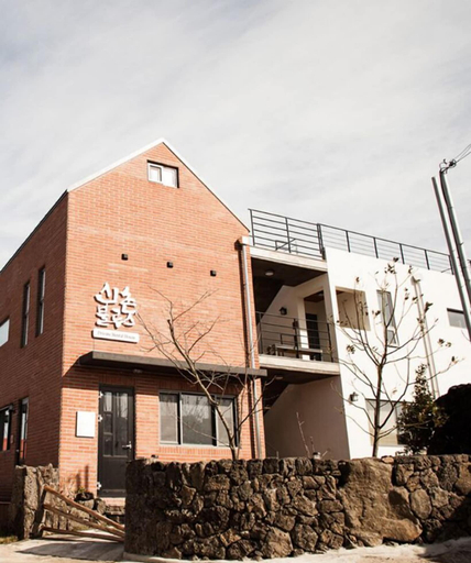 Exterior & Views, Sinchon Blues, Jeju