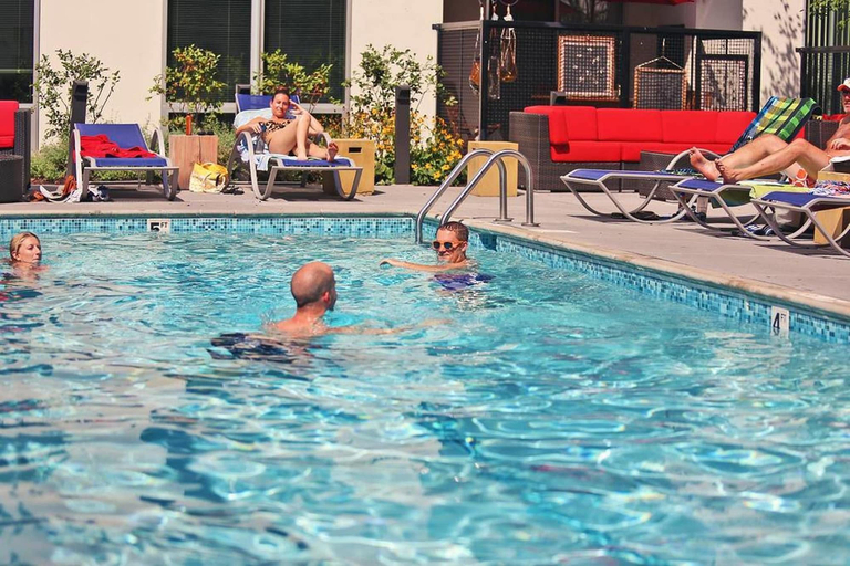 Sport & Beauty, West Hollywood Deluxe Suites, Los Angeles
