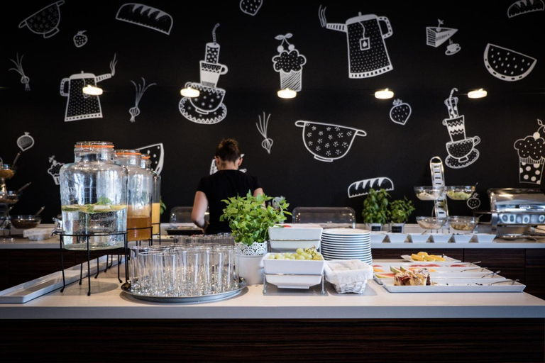 Food & Drinks 5, City Boutique Hotel, Zielona
