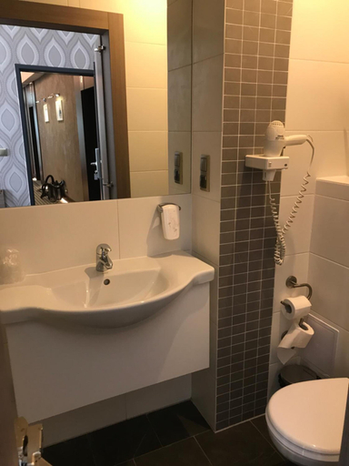 Bathroom 4, City Boutique Hotel, Zielona