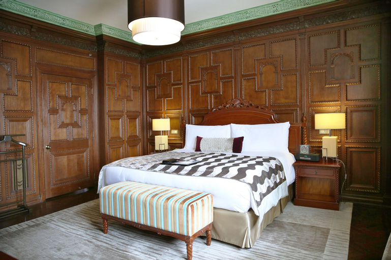 Bedroom 26