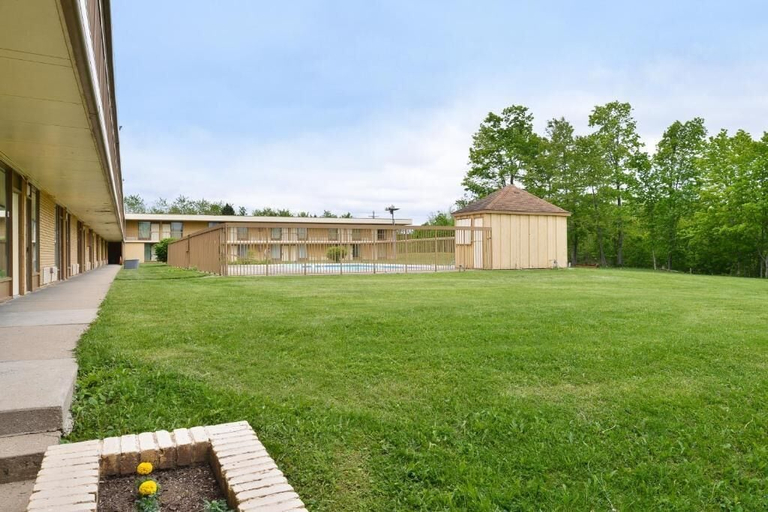 Exterior & Views 2, Mansfield Inn, Richland