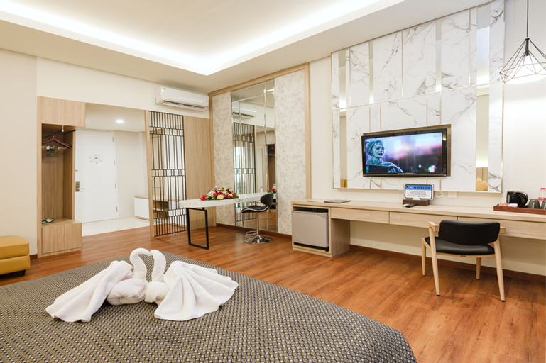Bedroom 12