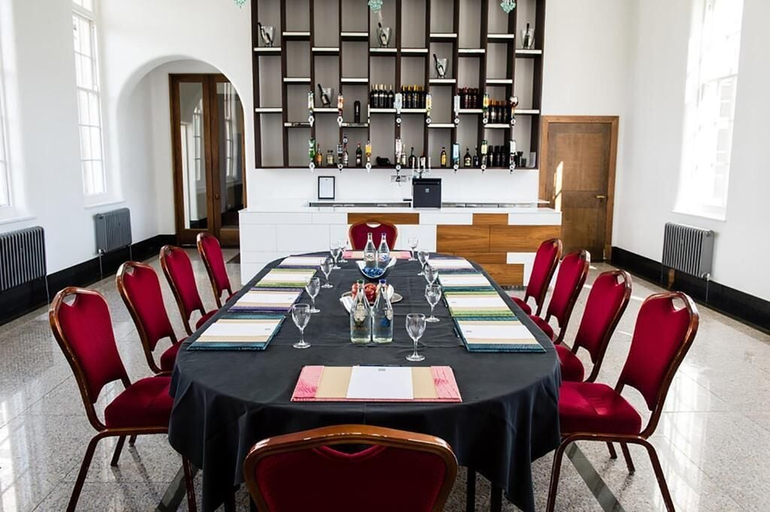 Food & Drinks 5, Leverhulme Hotel, Wirral