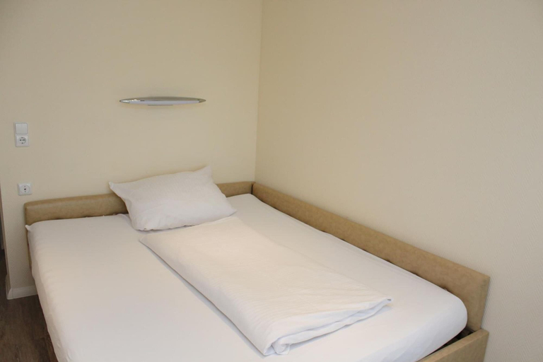 Bedroom 3, Hotel Filderhof, Esslingen