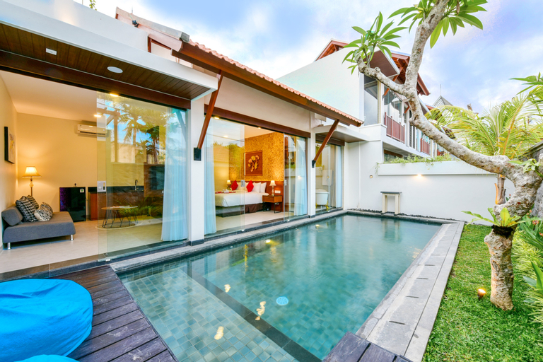 Swimming Pool 15