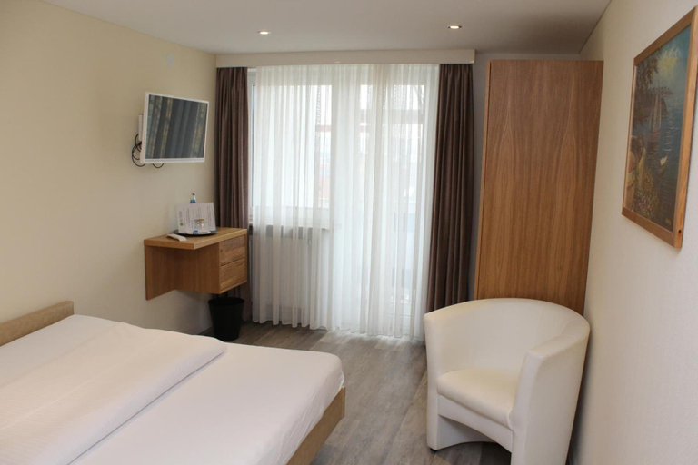 Bedroom 2, Hotel Filderhof, Esslingen