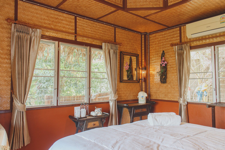 Bedroom 26