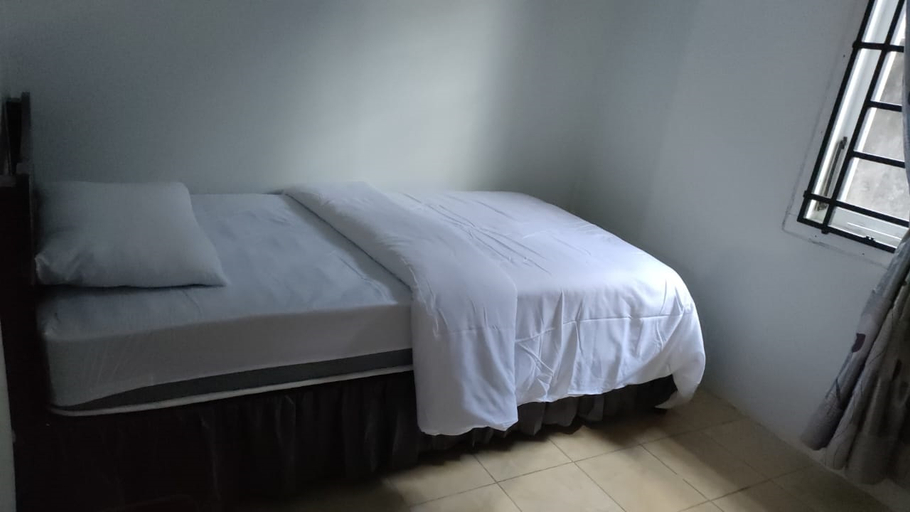 Bedroom 3, Villa Sekawan, Singkawang