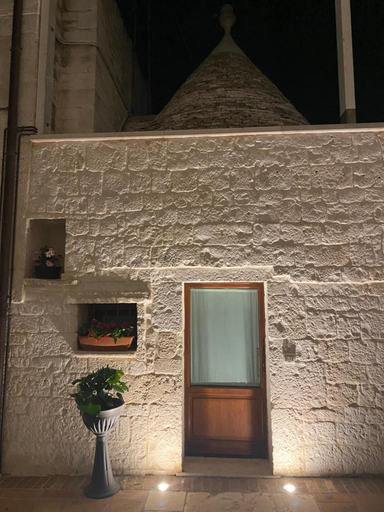 Exterior & Views 2, Trullo Il Cantastorie, Bari