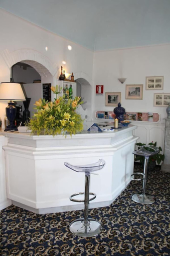 Public Area 2, Hotel London, Lucca